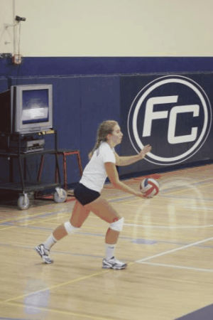 volleyball,sports,fullerton college,serving,fjc