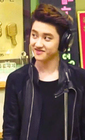kyungsoo,adorbs,squishy,exo,without the middle finger tho just
