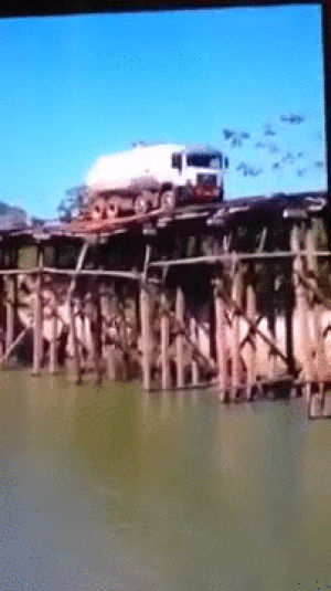 truck,brazil,bridge,wooden,crossing