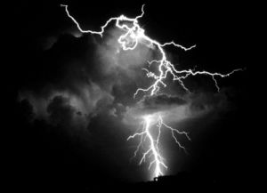 GIF thunder lightning - animated GIF on GIFER