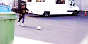 football,one direction,louis tomlinson,1d,louis,lou,tomlinson,directioner,tommo,1d blog,one direction blog,boobear,the tommo,doncaster