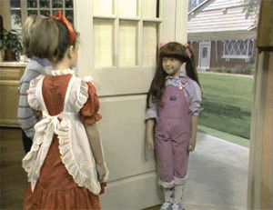 small wonder,leave,80s,bye,goodbye,get out,go away,bai