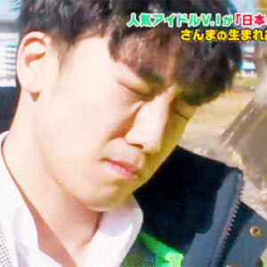 seungri,my 2,most noted,how can you eat that omg,its amazing how you worked so hard for shows