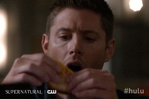 dean,eating,tv,television,supernatural,hulu,dean winchester,the cw