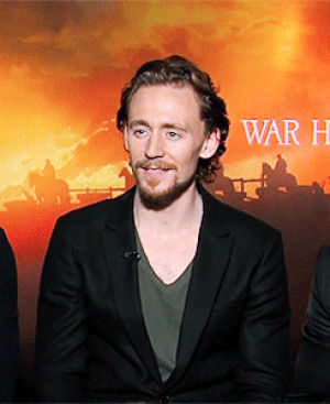 tom hiddleston,war horse,tom,tom hiddleston fanfiction,tom hiddleston fanfic,mmmmmmhmmmmm,he ruined my life,tom is