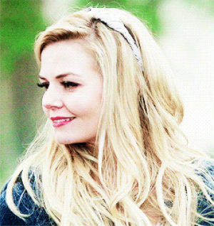 emma swan,princess,blonde,smile,once upon a time