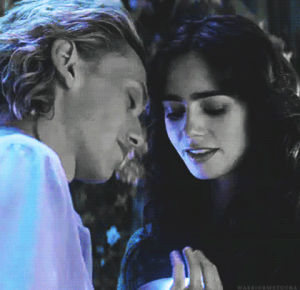 jamie campbell bower,love,lily collins,city of bones,shadow hunter