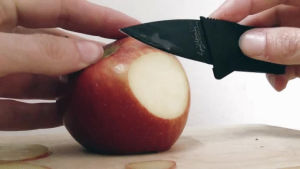 knife,satisfying,apple