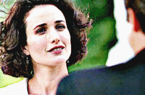 four weddings and a funeral,hugh grant,film,90s,1990s,andie macdowell