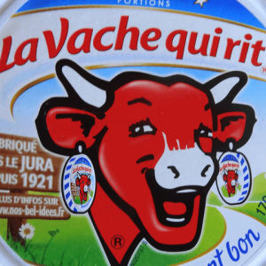 french,infinity,infinite zoom,laugh,milk,cow,logo,advert,laughing,red,branding,advertisement,valkyrie,dairy,recursive,france,infinite,ad,cheese,brand,zoom,ads,konczakowski,old school,label,cows,recursion