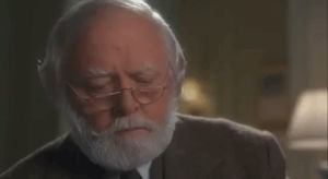 christmas movies,surprised,reading,looking,1994,wut,miracle on 34th street,richard attenborough