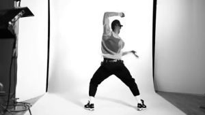 vogueing,vogue,voguing,dance,loop,nowness,move,justdance,loony,nownessseries