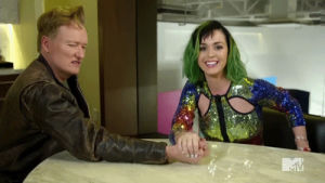 armwrestle,movie,mtv,submission,watch,thumbs up,conan,awards,katy,perry,obrien,host