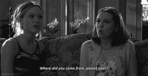 loser,julia stiles,upset,movie,black and white,bw,planet,sisters,siblings,10 things i hate about you