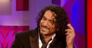 funny,lol,man,laughing,laugh,asian,indian,naveen andrews,chistosos,south asian,indian men,scratch head,asian men
