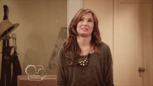laughing,tv,demi lovato,sonny with a chance,sonny munroe,weird face