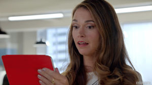 surprise,ipad,skype,tv land,text,message,younger,tinder,youngertv,texting,sutton foster