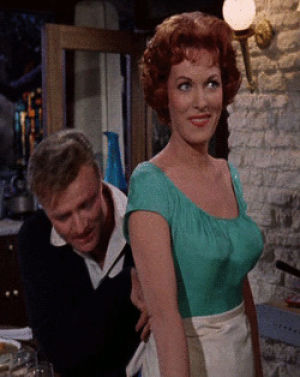 maureen ohara,japanese anime,the parent trap,brian keith,this movie is so romantic ahh,maureeen ohara,and look at this woman and tell me she isnt unbelievable,this was one of my first ships ever