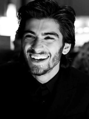 zayn malik,more like a smile that can defrost my cold heart