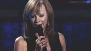 reba mcentire,request,kelly clarkson,mines,silent night,trisha yearwood,look at his face
