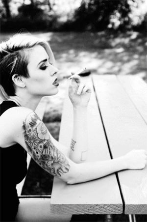 model,tattoo,body art,sidecut,smoke,smoking,blonde,cigarette