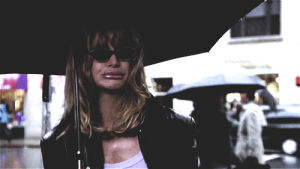 movie,film,90s,sad,shocked,sunglasses,lips,1996,goldie hawn,collagen,first wives club,the first wives club,elise elliot atchison