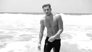 abs,shirtless,ocean,hot man