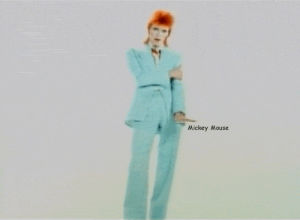 Gif David Bowie 1973 Life On Mars Best Animated Gifs Dotroom Divine Gif David Bowie 1973 Life On Mars Best Animated Gifs Dotroom Divine
