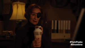 twin peaks,showtime,twin peaks the return,the return,sipping,nadine hurley,part 10,big gulp,diddy kong