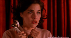twin peaks,scared,crying,tears,audrey horne