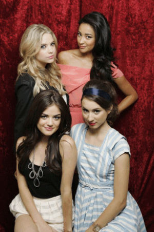 pretty little liars,troian bellisario,best friends,lucy hale,happy,smile,girls,pretty,pll,laughing,ashley benson,laugh,aria montgomery,hanna marin,spencer hastings,shay mitchell,emily fields,liars,liar