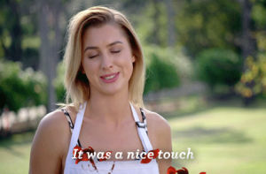 apron,cooking,alex,the bachelor,bachelor,thebachelorau,nice touch,it was a nice touch