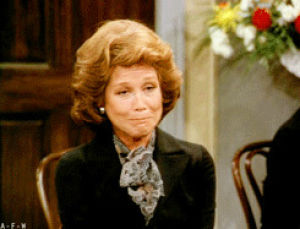 chuckles bites the dust,mary tyler moore,classic tv,tv,lol,crying,laughing,the mary tyler moore show