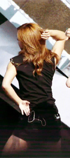 Fx Amber Luna Gif Find On Gifer