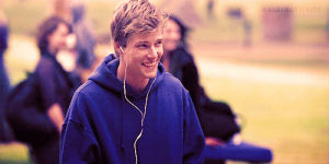 listening to music,happy,laughing,roleplay,smiling,roleplaying,hunter parrish,boysopen,freedom writers