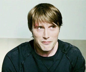 mads mikkelsen,movies,scared,bump,wound