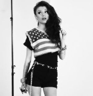 cher lloyd,black and white,other,cher,oath,want u back,want you back,swagger jagger,fashion beauty
