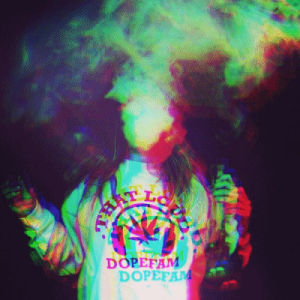 trippy,drugs,marijuana,smoke,vibe,psychedelic,weed,girl,acid
