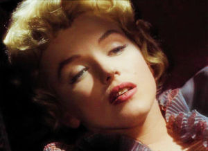 thinking,reactions,lost,marilyn monroe,faded,contemplative