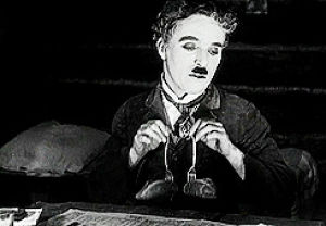 Чаплин день. Чаплин день. День чарли чаплина 16 апреля. День чарли чаплина. Чаплин день.