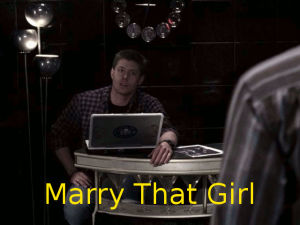 marry,girl,show,computer,serious