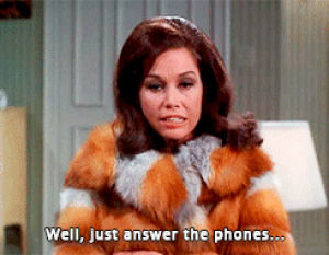 rhoda morgenstern,valerie haer,1970s,mary tyler moore,the mary tyler moore show,mary richards,idek why i found it so funny,but i had to it
