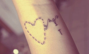 hands,cute,girl,girls,amazing,tattoo,tattoos,many,just girly things,wrists