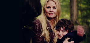 reaction,once upon a time,ouat,emma swan,henry mills