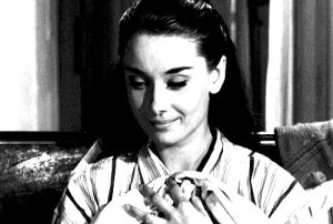 Audrey Hepburn What GIF - Audrey Hepburn What Glasses - Discover & Share  GIFs