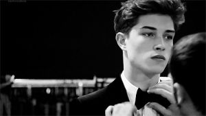 classy,well dressed,black and white,movies,lovey,one direction,harry styles,1d,hot guys,francisco lachowski,eye candy,hot boy,hot model,nice clothes,well dressed guy