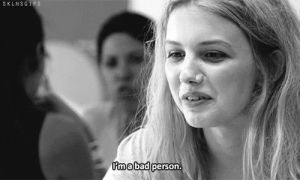 anorexic,girl,vintage,smile,crazy,text,skins,series,blonde,alone,hipster,insane,cassie,bad person