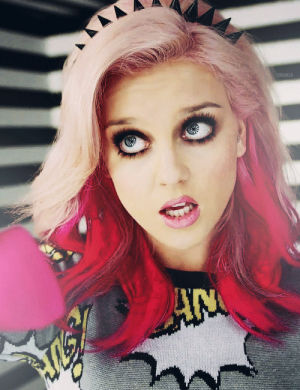 blonde,pink,fashion,perrie edwards,little mix,perrie,edwards,pink hair,i want pink hair,fashion beauty