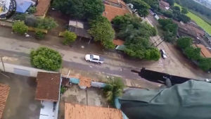 brazil,police,air,shots,helicopter,vehicle,suspect