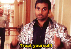 treat yourself,parks and recreation,tom haverford,finger gun